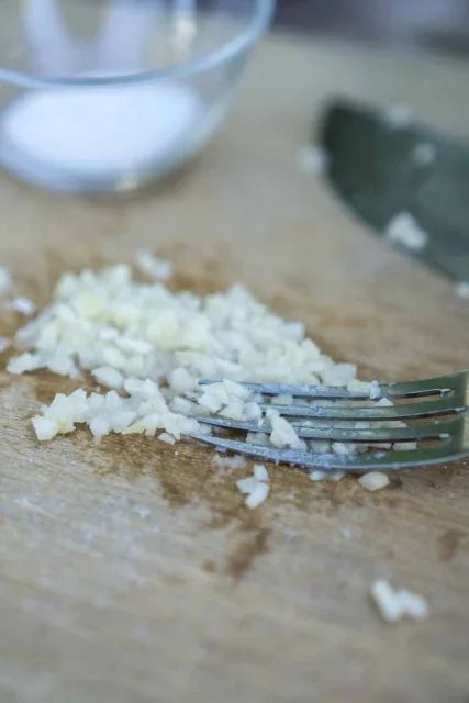 Zitronen-Knoblauch-Butter - Sebastian Schollmeyer