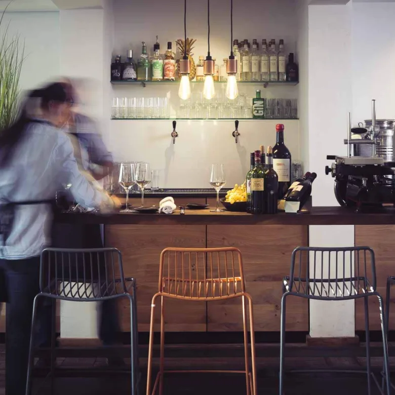 Isaak’s Garden - Sebastian Schollmeyer