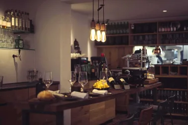 Isaak’s Garden - Sebastian Schollmeyer