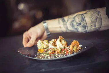 Isaak’s Garden - Sebastian Schollmeyer