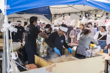 big in japan - Sebastian Schollmeyer