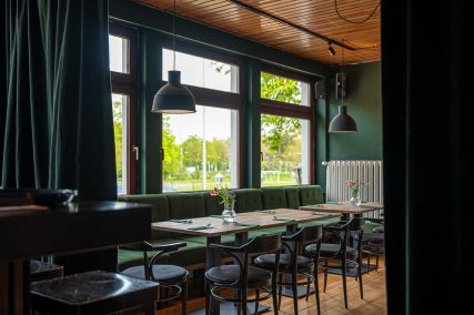 Zur Freundschaft - Sebastian Schollmeyer