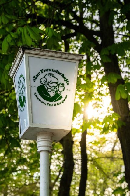 Zur Freundschaft - Sebastian Schollmeyer