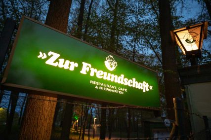 Zur Freundschaft - Sebastian Schollmeyer