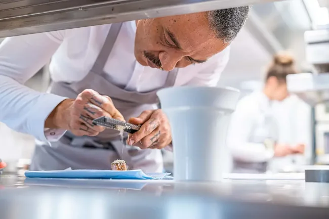 Valentin Thesing - Die kleine Linde - Sebastian Schollmeyer